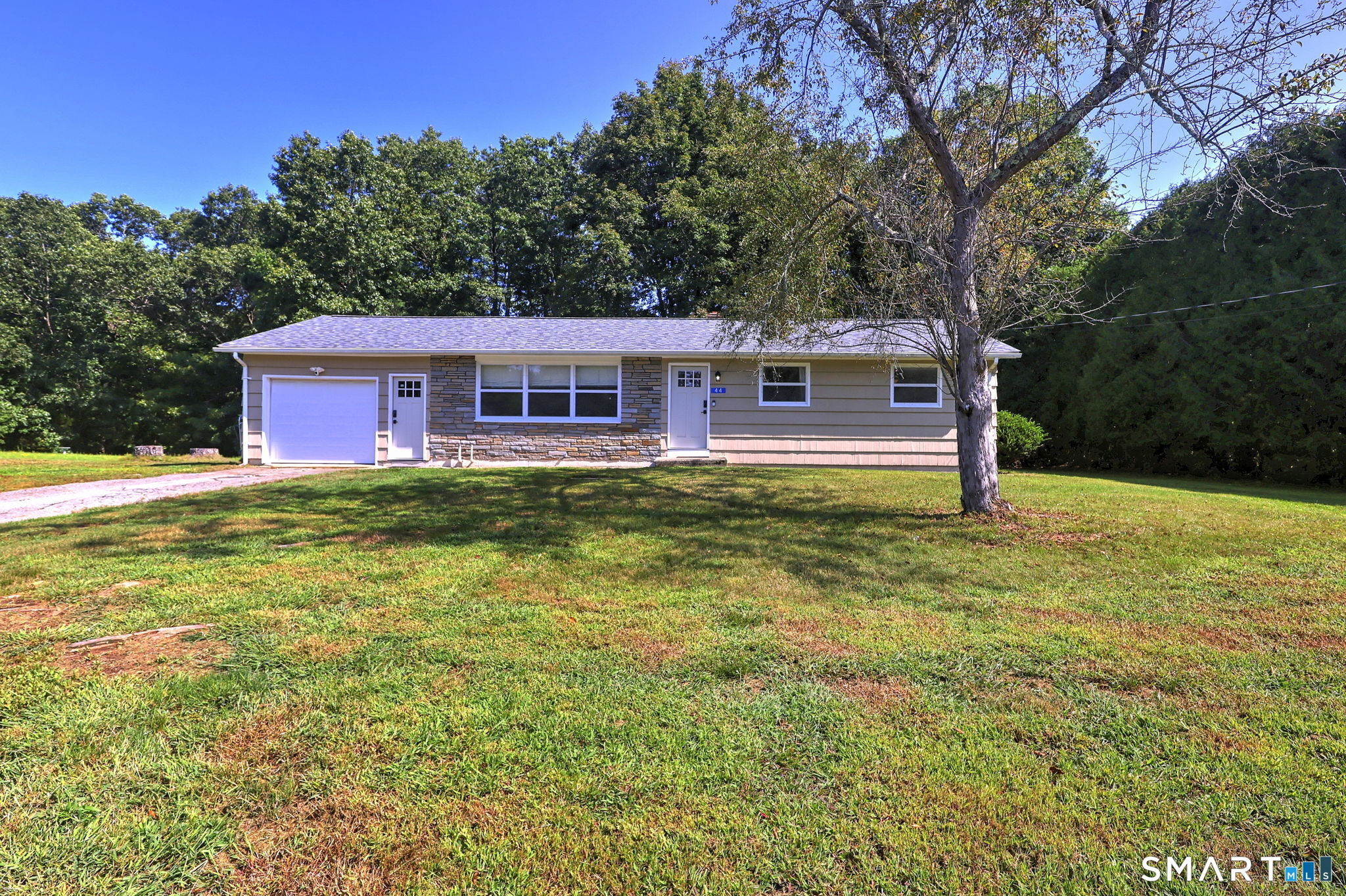 44 Davis Street Killingly CT 06239