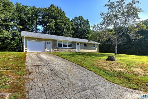 44 Davis Street Killingly CT 06239
