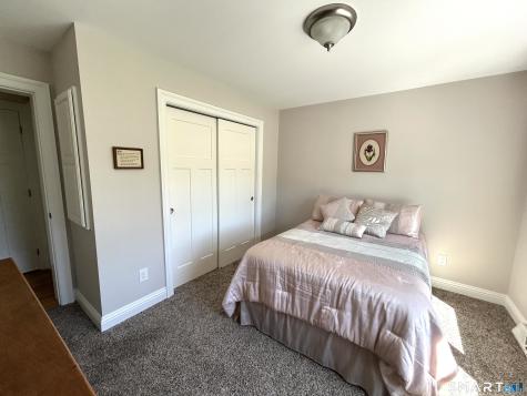 8 Stonewall Drive Killingworth CT 06419