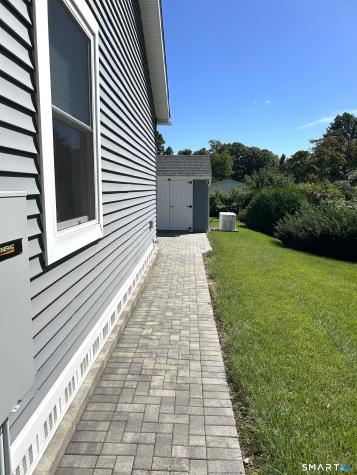 8 Stonewall Drive Killingworth CT 06419