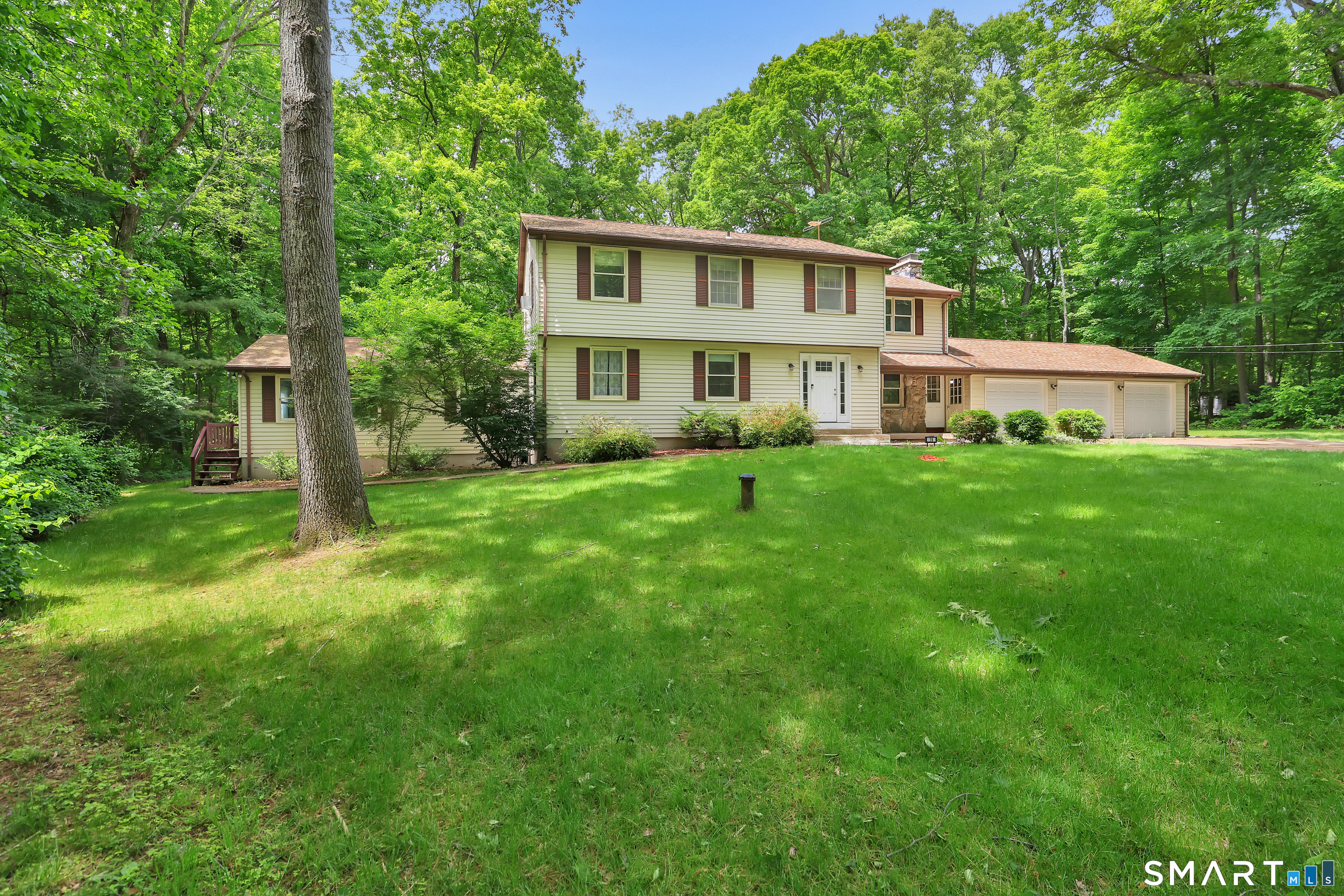16 Shanda Lane Tolland CT 06084