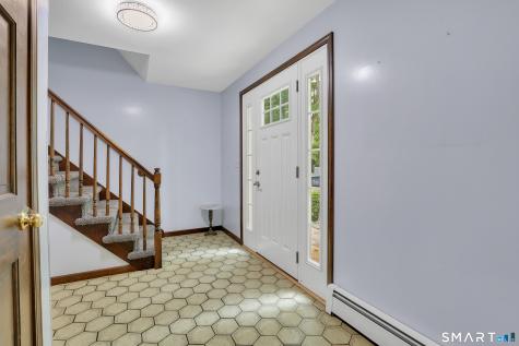 16 Shanda Lane Tolland CT 06084