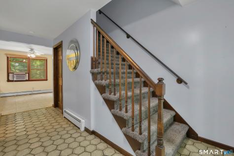 16 Shanda Lane Tolland CT 06084