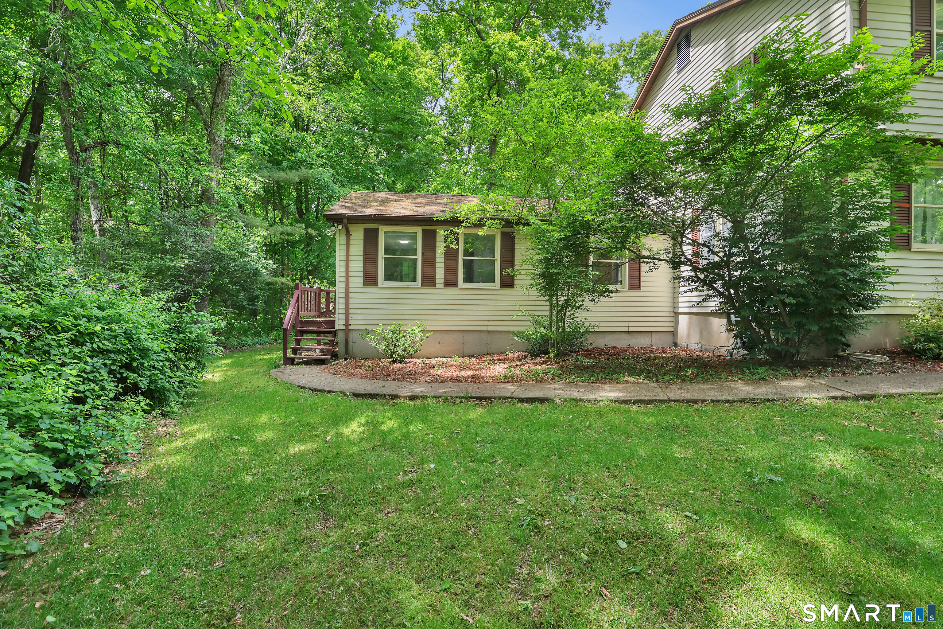 16 Shanda Lane Tolland CT 06084