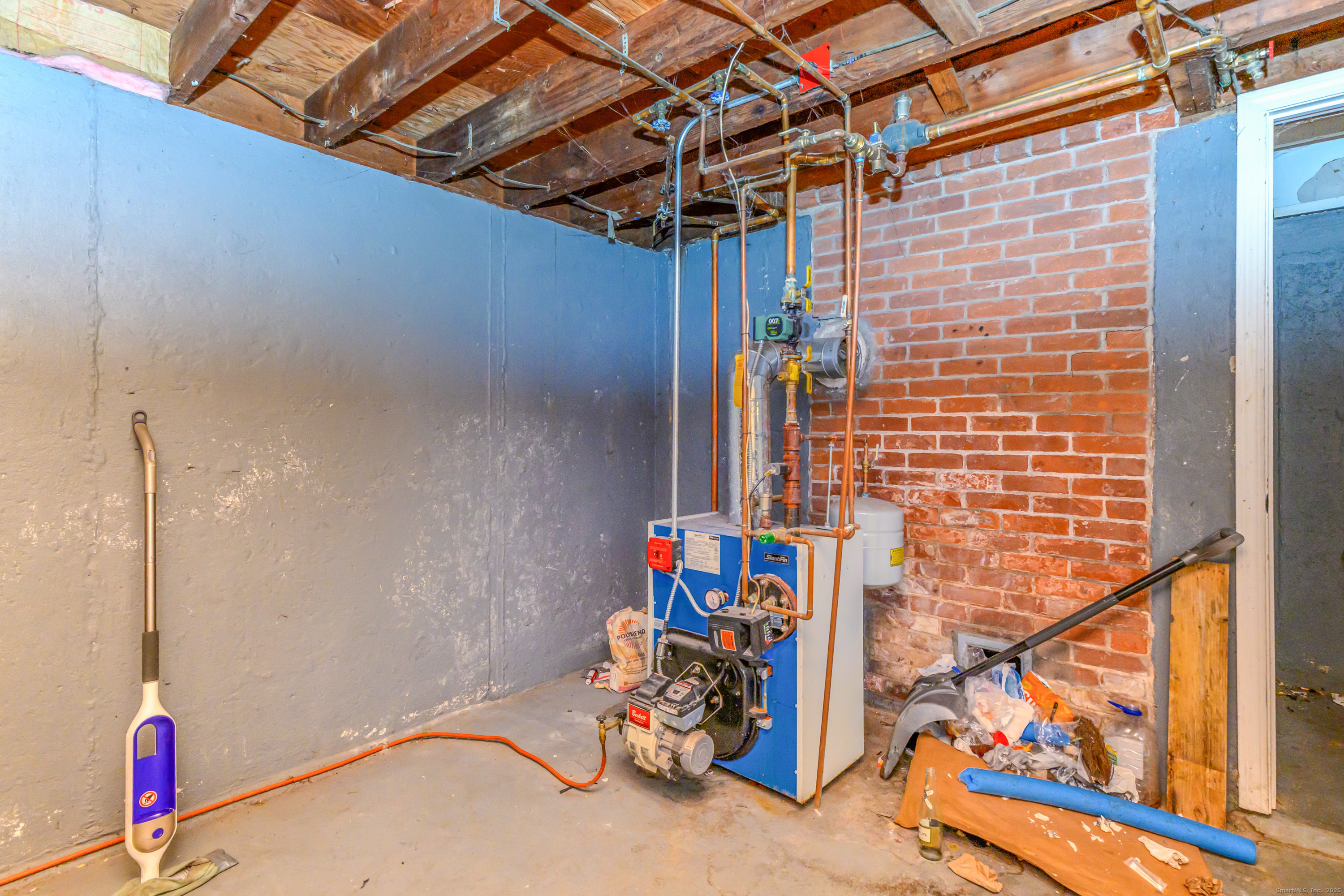 124 Bel Aire Circle Windsor Locks CT 06096