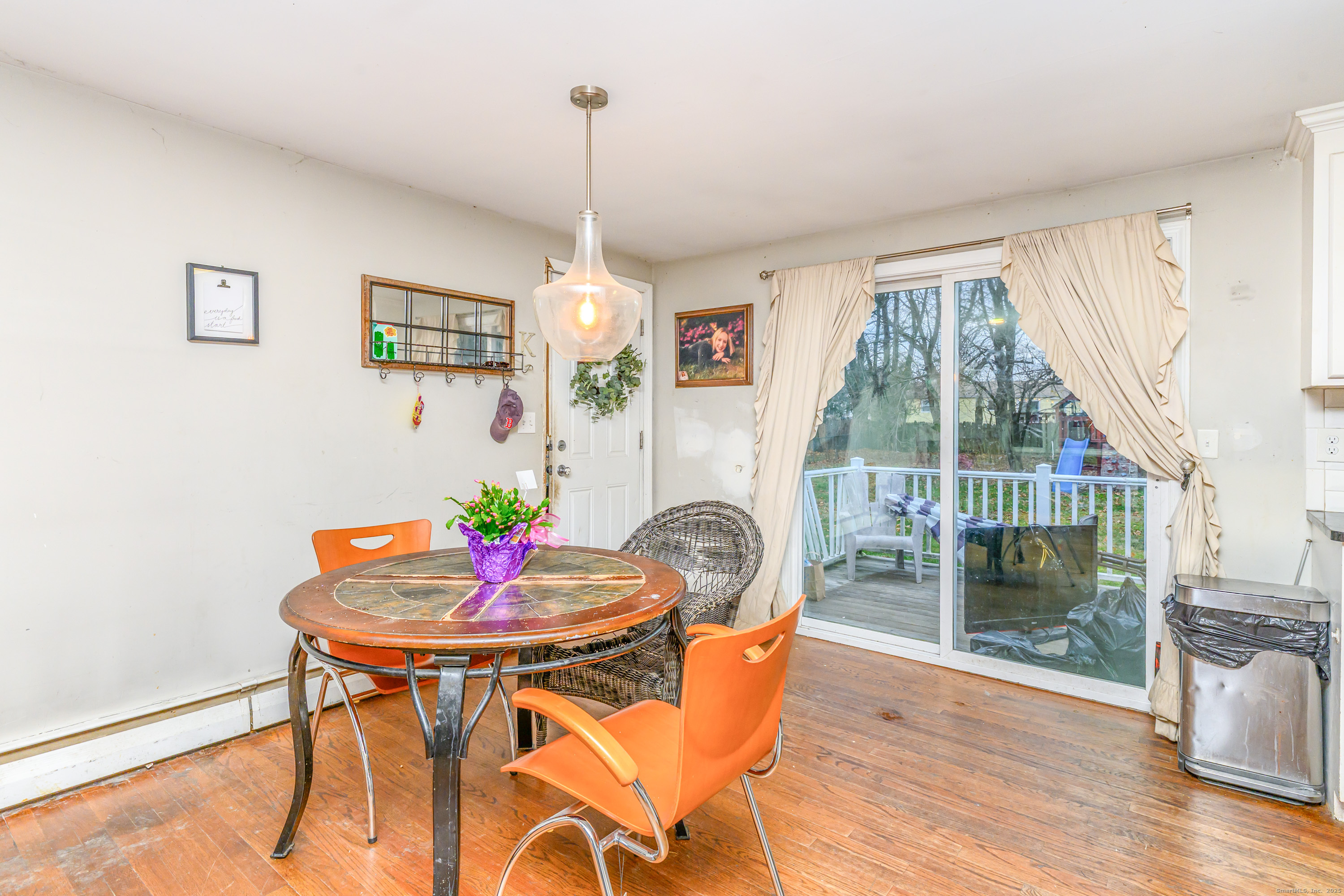 124 Bel Aire Circle Windsor Locks CT 06096