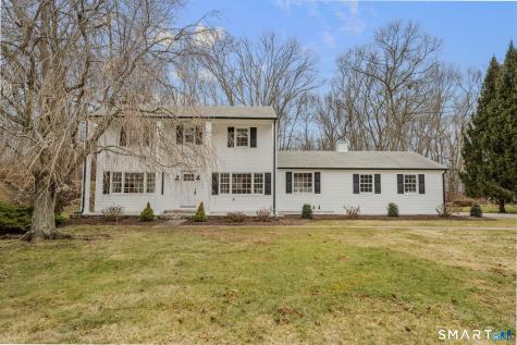 87 Colony Road Groton CT 06340
