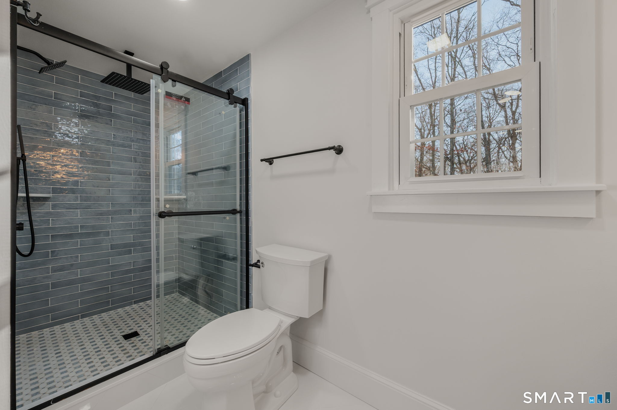 87 Colony Road Groton CT 06340