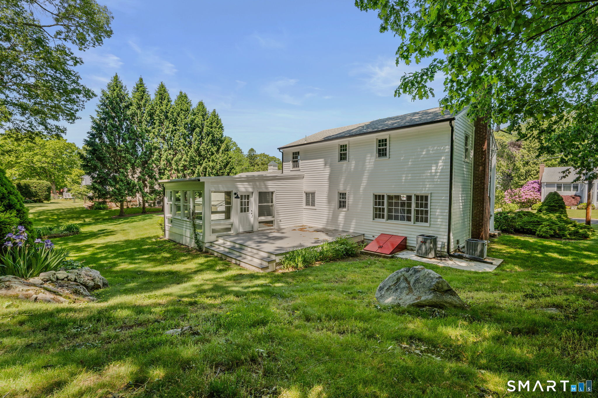 87 Colony Road Groton CT 06340