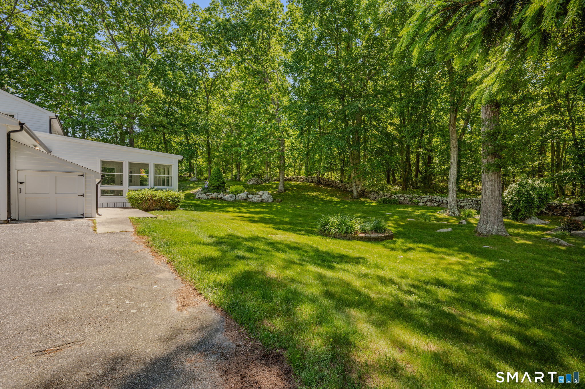 87 Colony Road Groton CT 06340