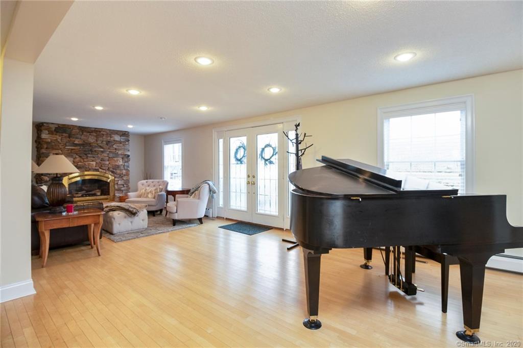 1337 Woodruff Street Southington CT 06489