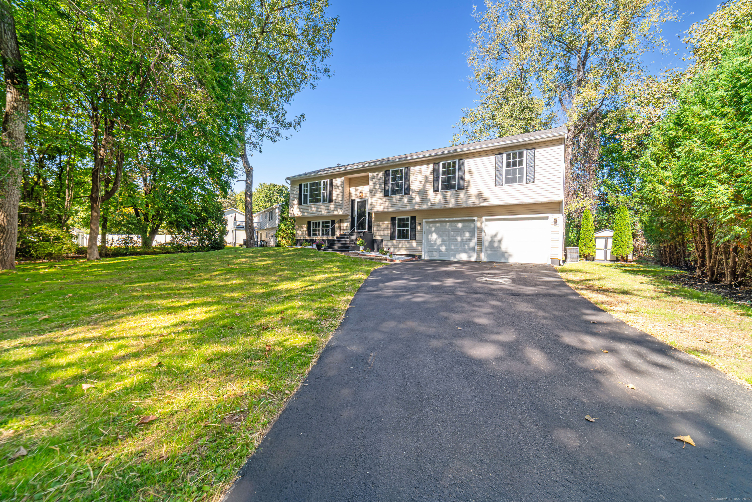 11 Parents Way Bloomfield CT 06002
