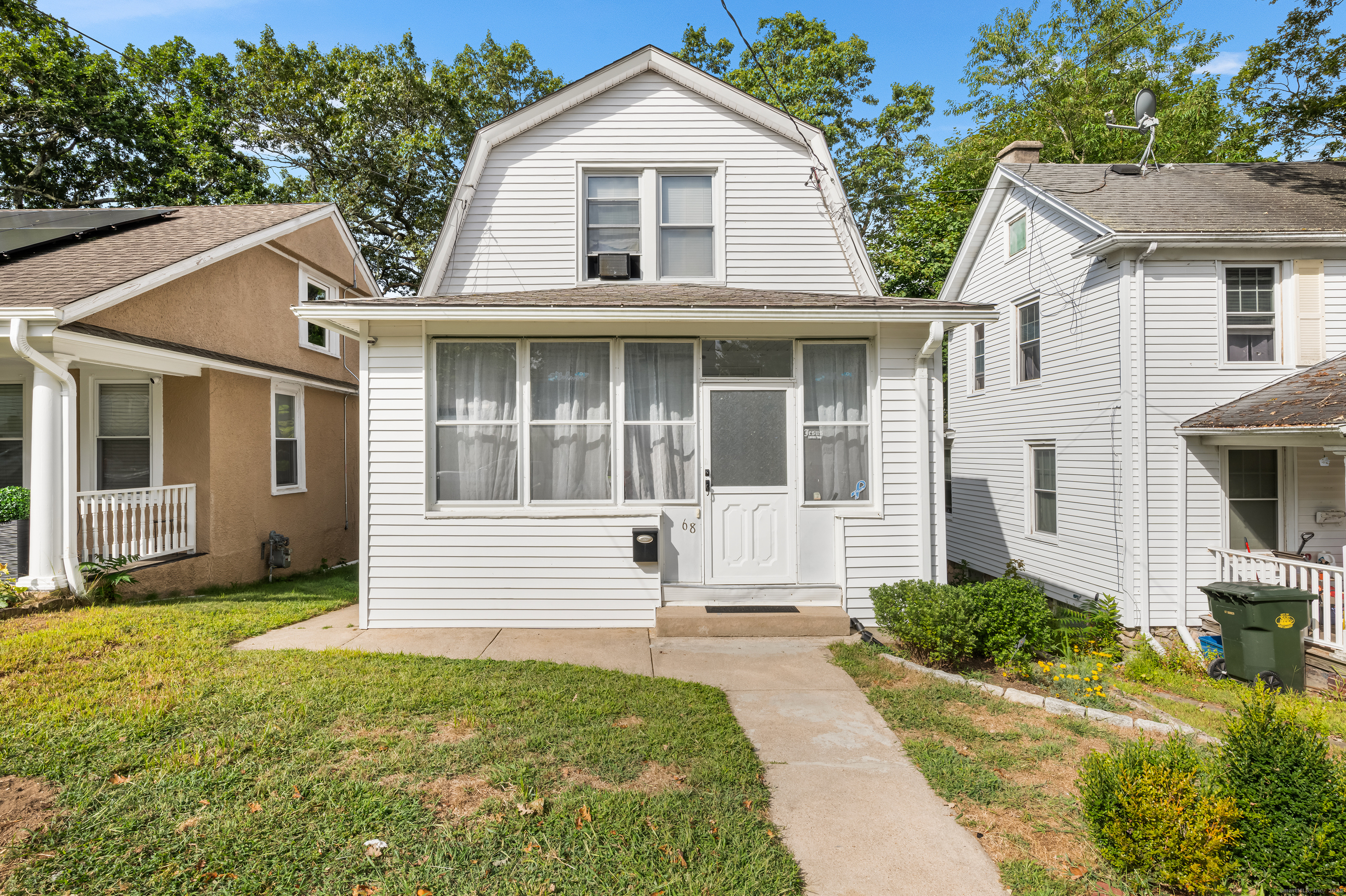 68 Raymond Street New London CT 06320