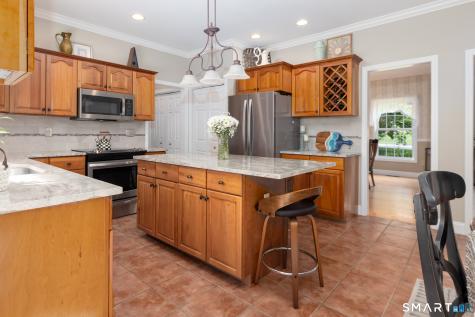 10 Curtis Road Middlebury CT 06762