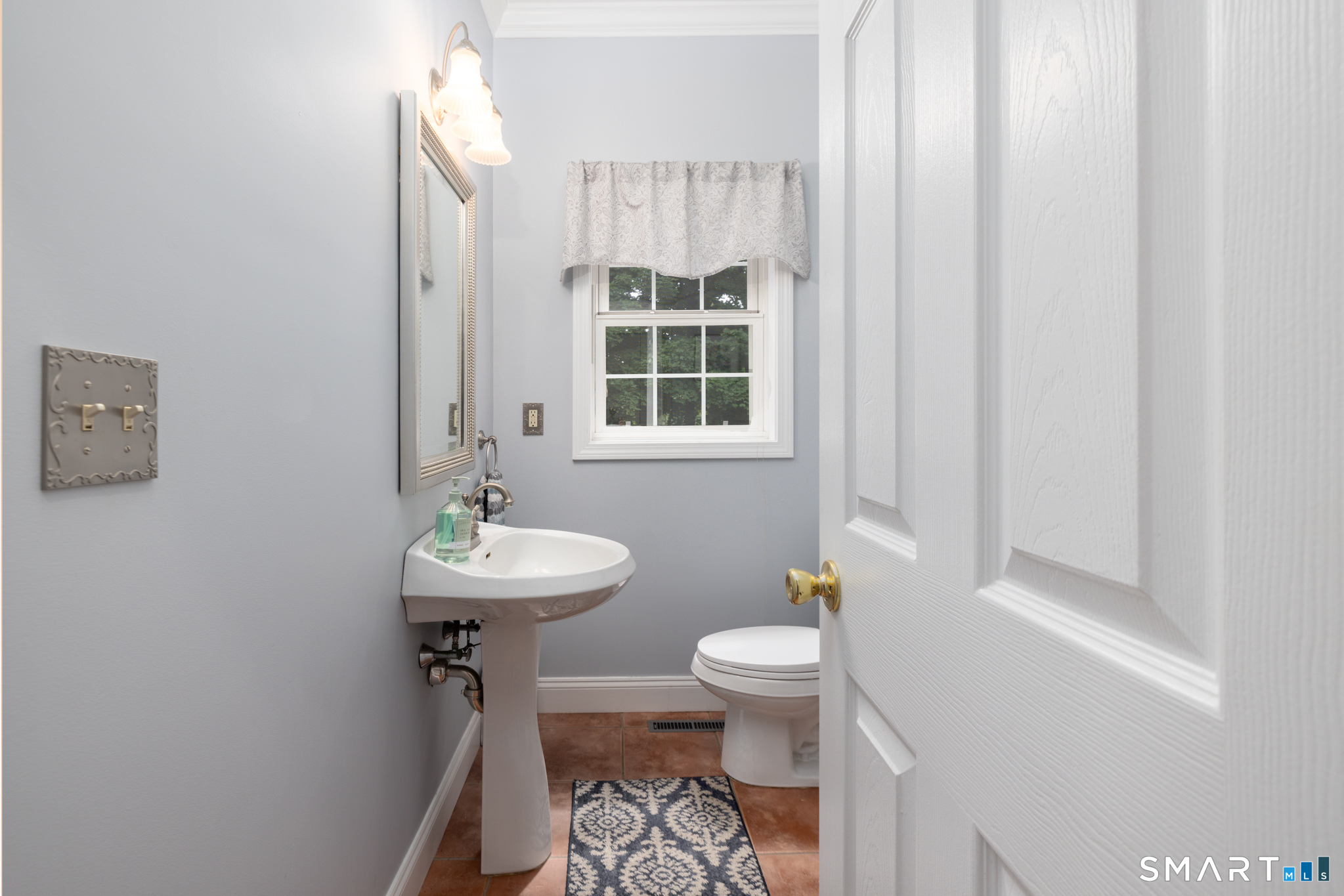 10 Curtis Road Middlebury CT 06762