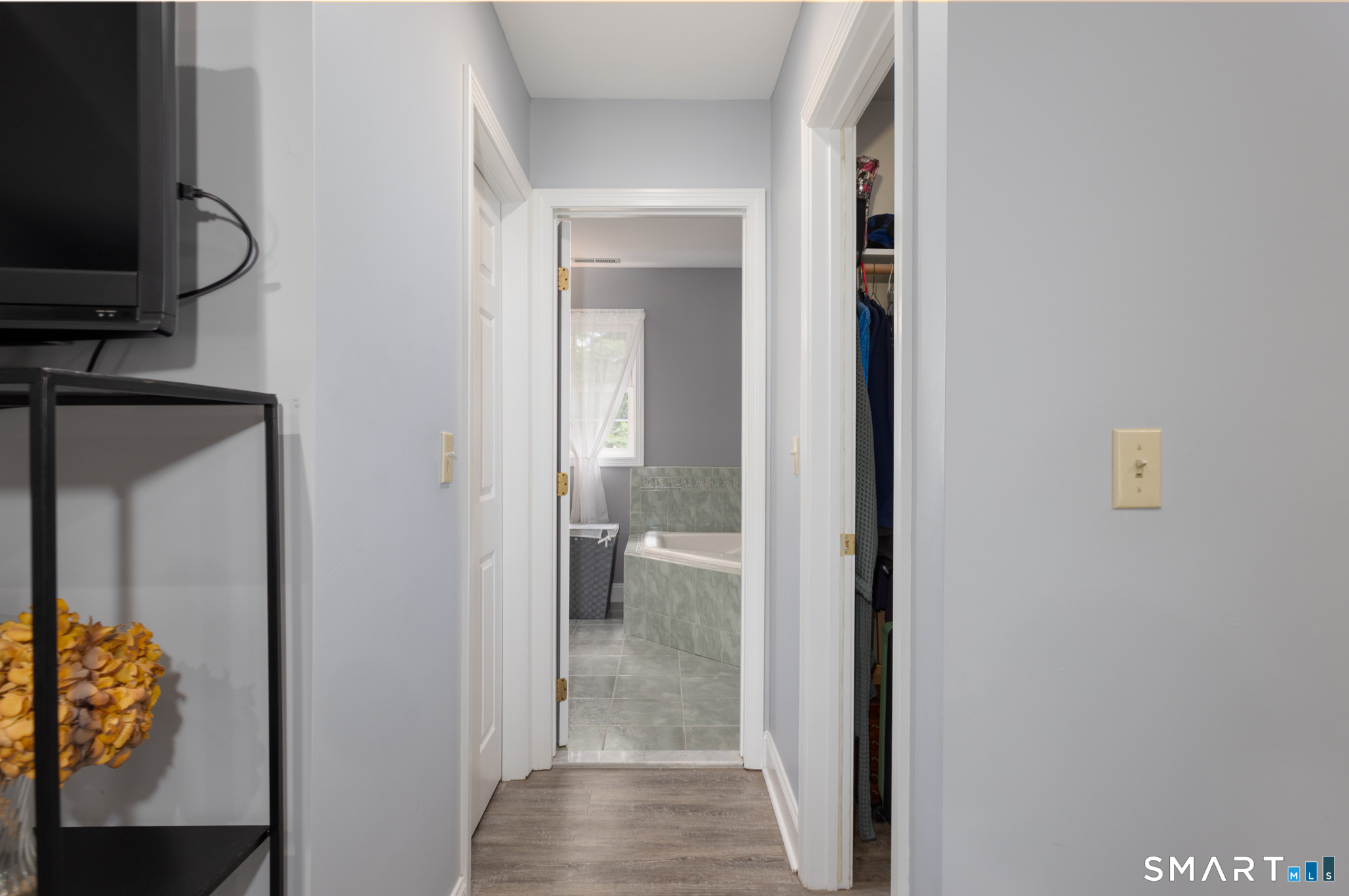 10 Curtis Road Middlebury CT 06762