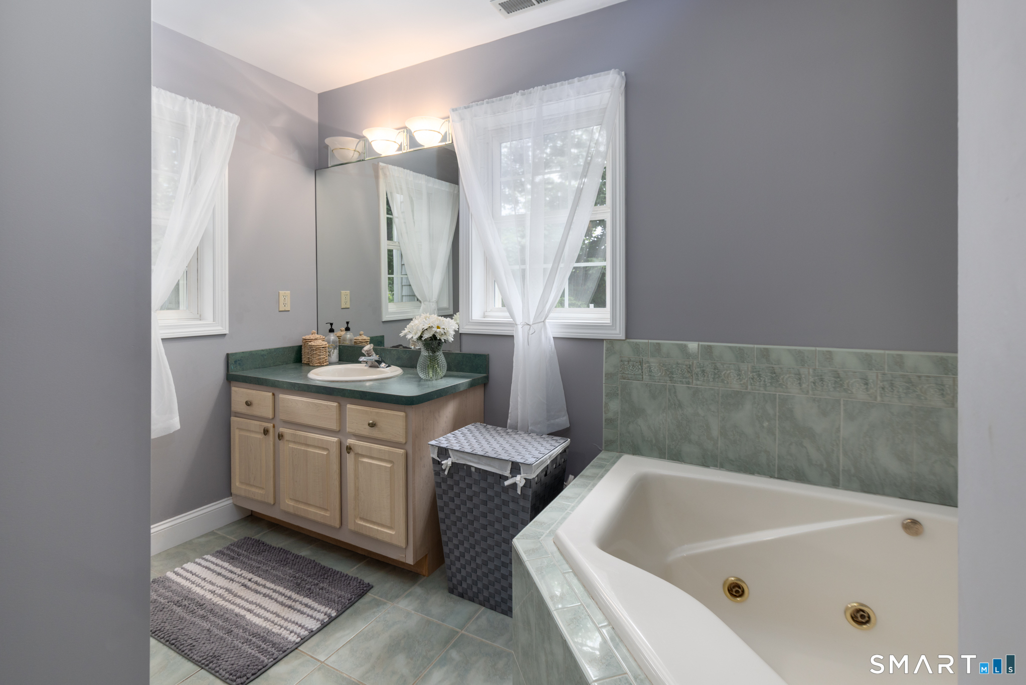 10 Curtis Road Middlebury CT 06762