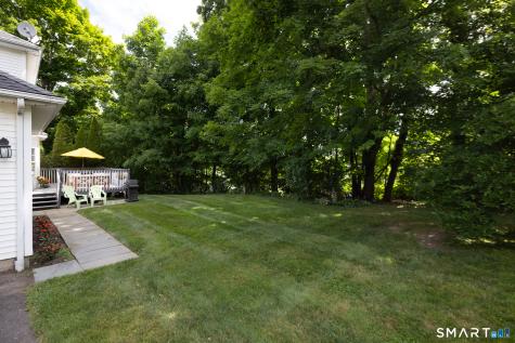 10 Curtis Road Middlebury CT 06762