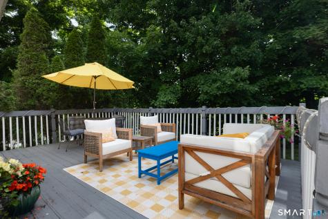 10 Curtis Road Middlebury CT 06762
