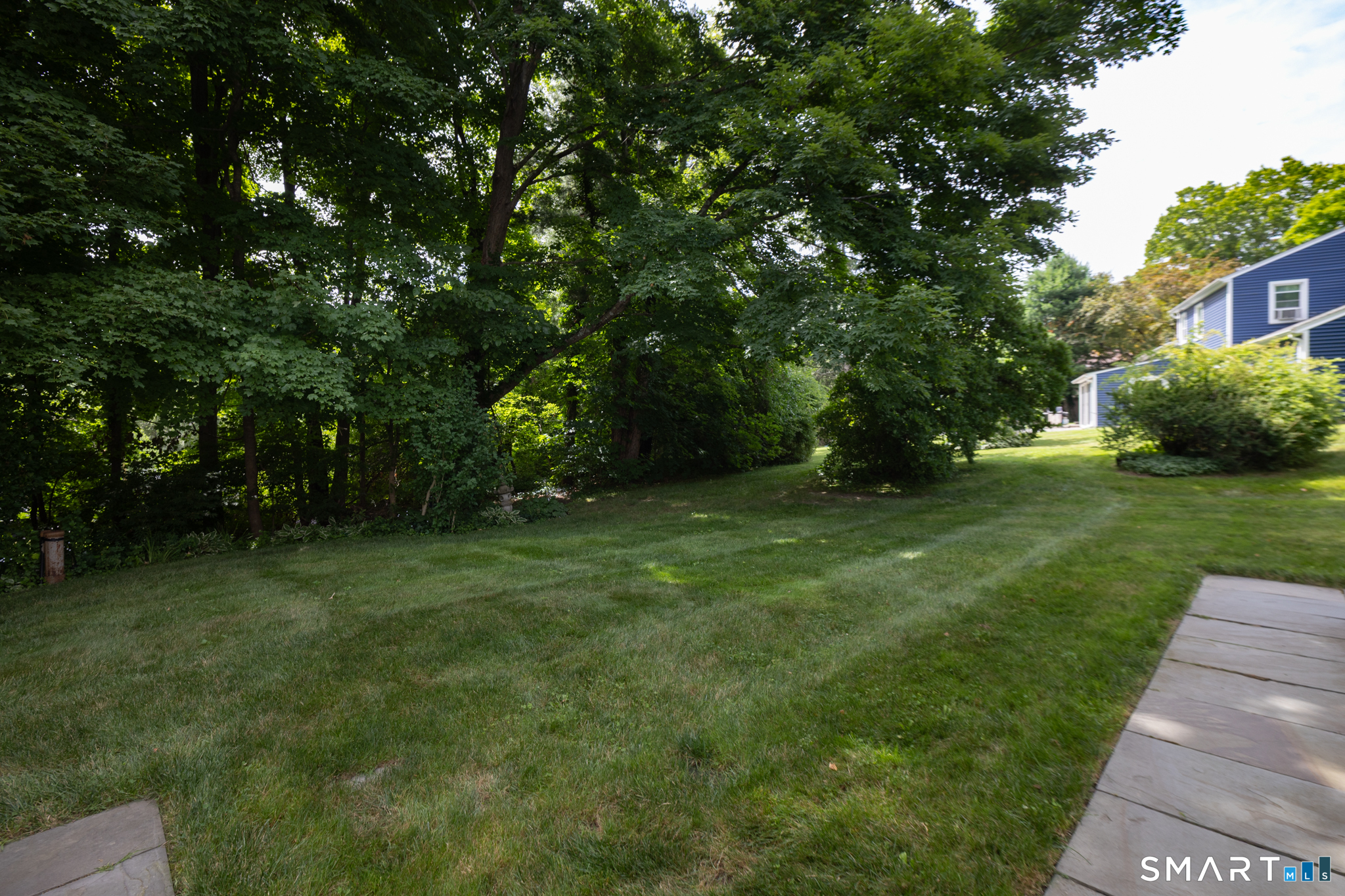 10 Curtis Road Middlebury CT 06762