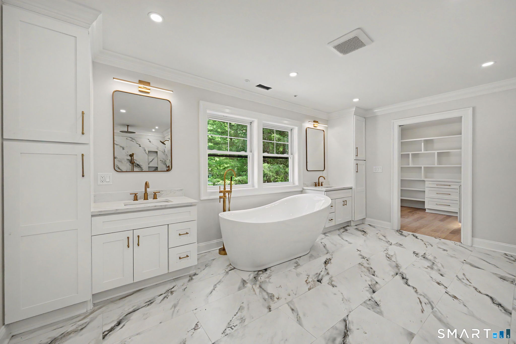 203 Wildflower Lane Fairfield CT 06824