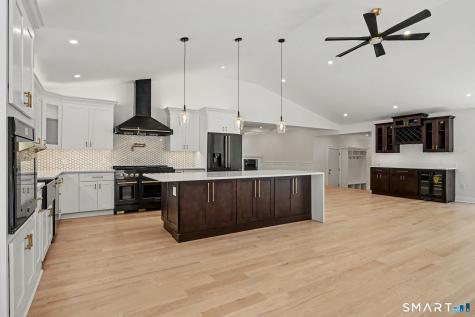 203 Wildflower Lane Fairfield CT 06824
