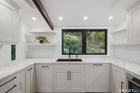 5 Hemlock Drive Essex CT 06426