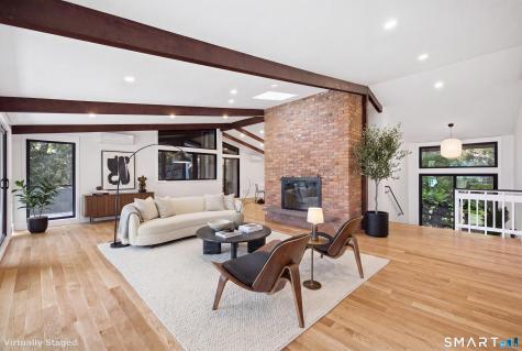 5 Hemlock Drive Essex CT 06426