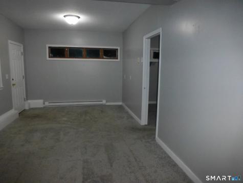 593 Mohegan Avenue Parkway Waterford CT 06375