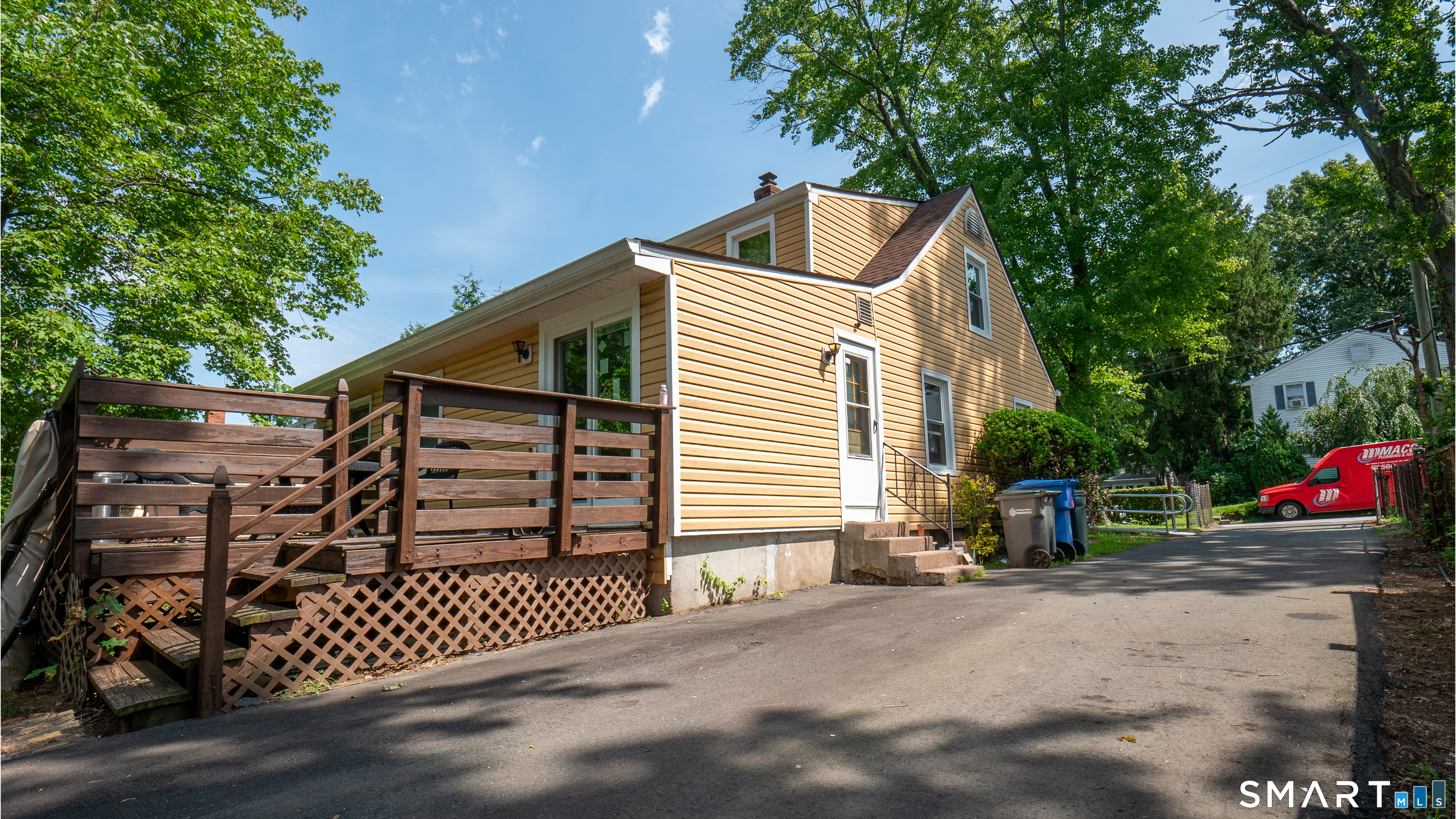 40 Packard Street Manchester CT 06040