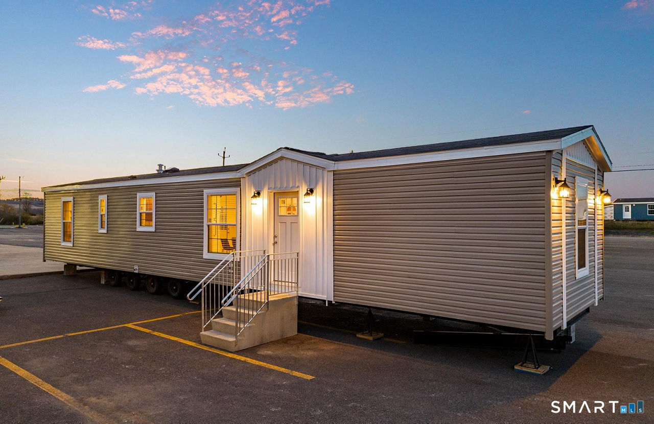 104 B Street Groton CT 06340