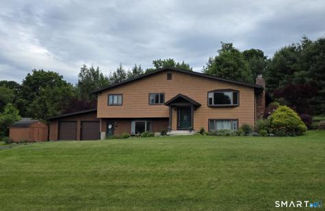 16 Apache Drive Brookfield CT 06804