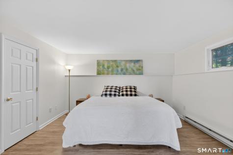 16 Apache Drive Brookfield CT 06804