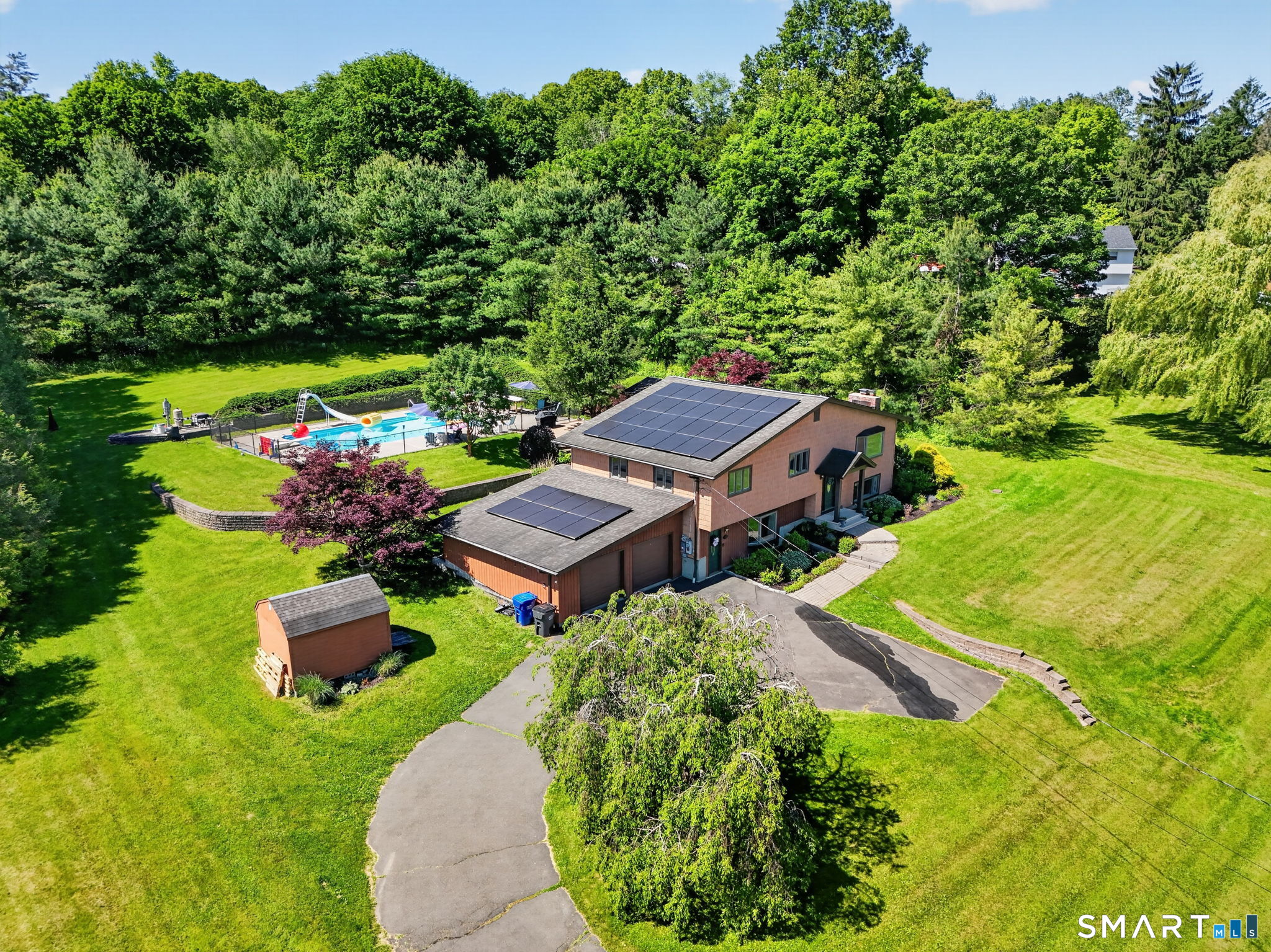 16 Apache Drive Brookfield CT 06804