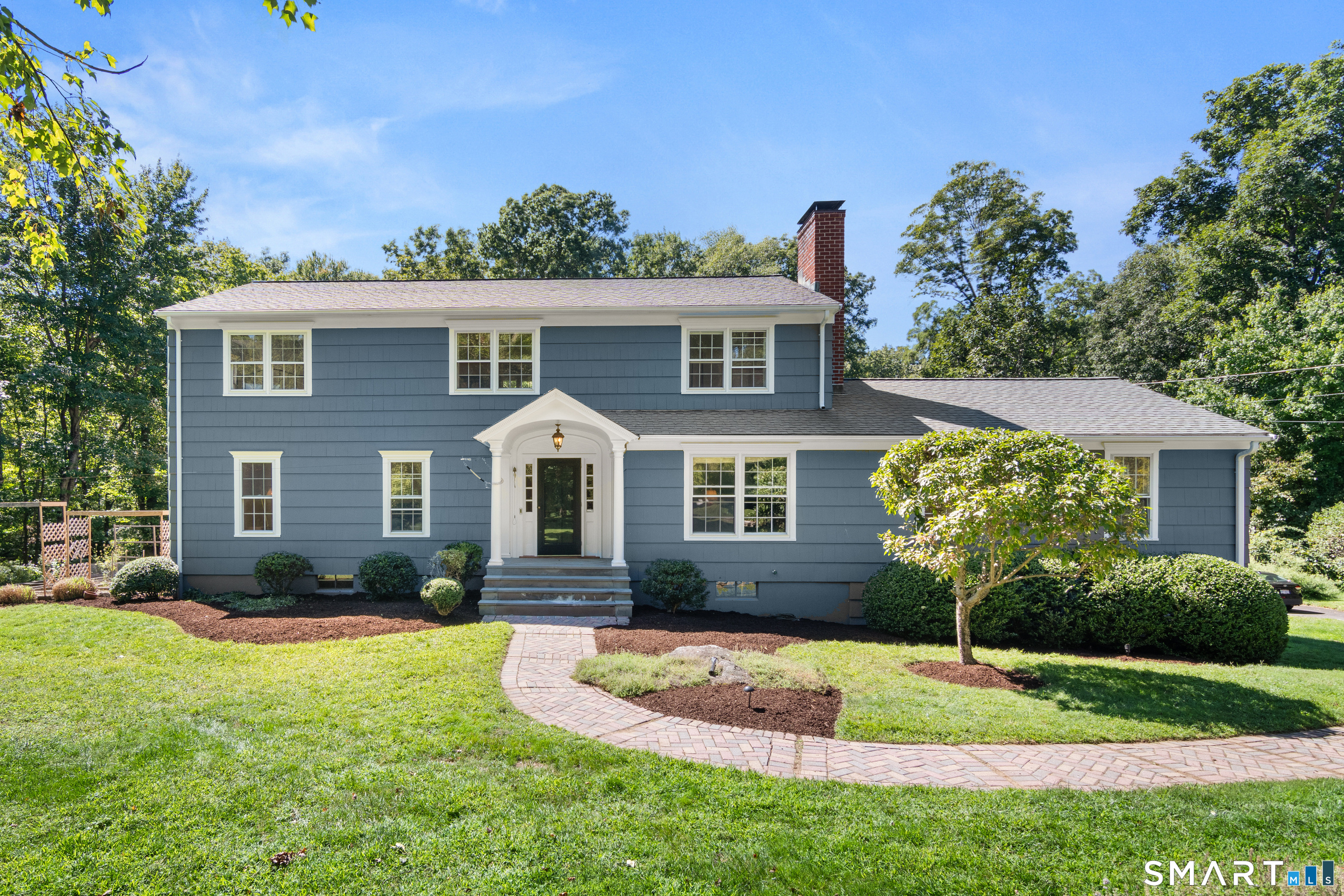 20 Gray Squirrel Drive New Canaan CT 06840