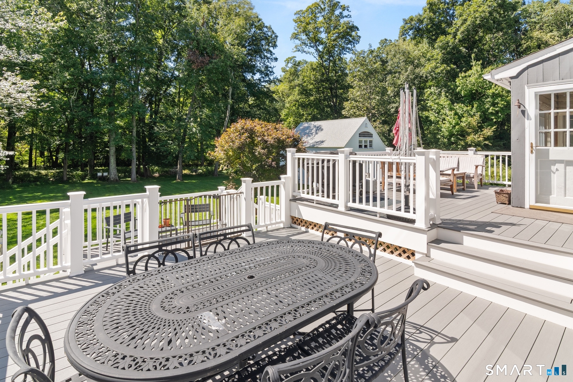 20 Gray Squirrel Drive New Canaan CT 06840