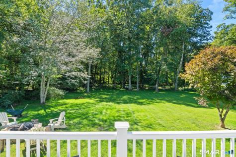 20 Gray Squirrel Drive New Canaan CT 06840
