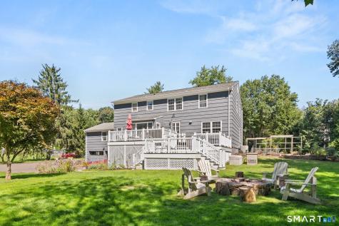 20 Gray Squirrel Drive New Canaan CT 06840
