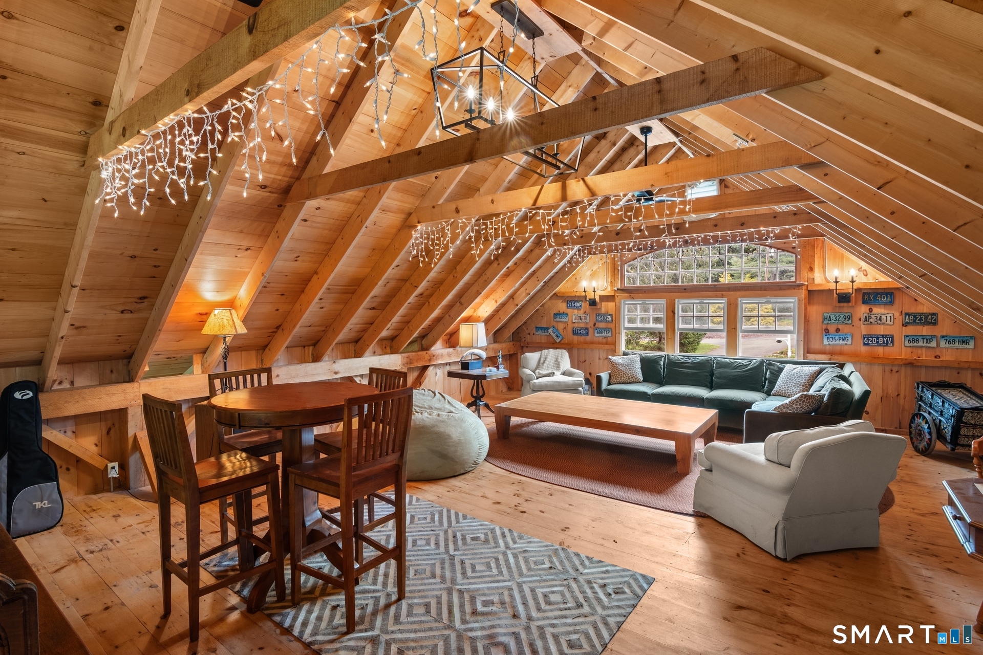 20 Gray Squirrel Drive New Canaan CT 06840