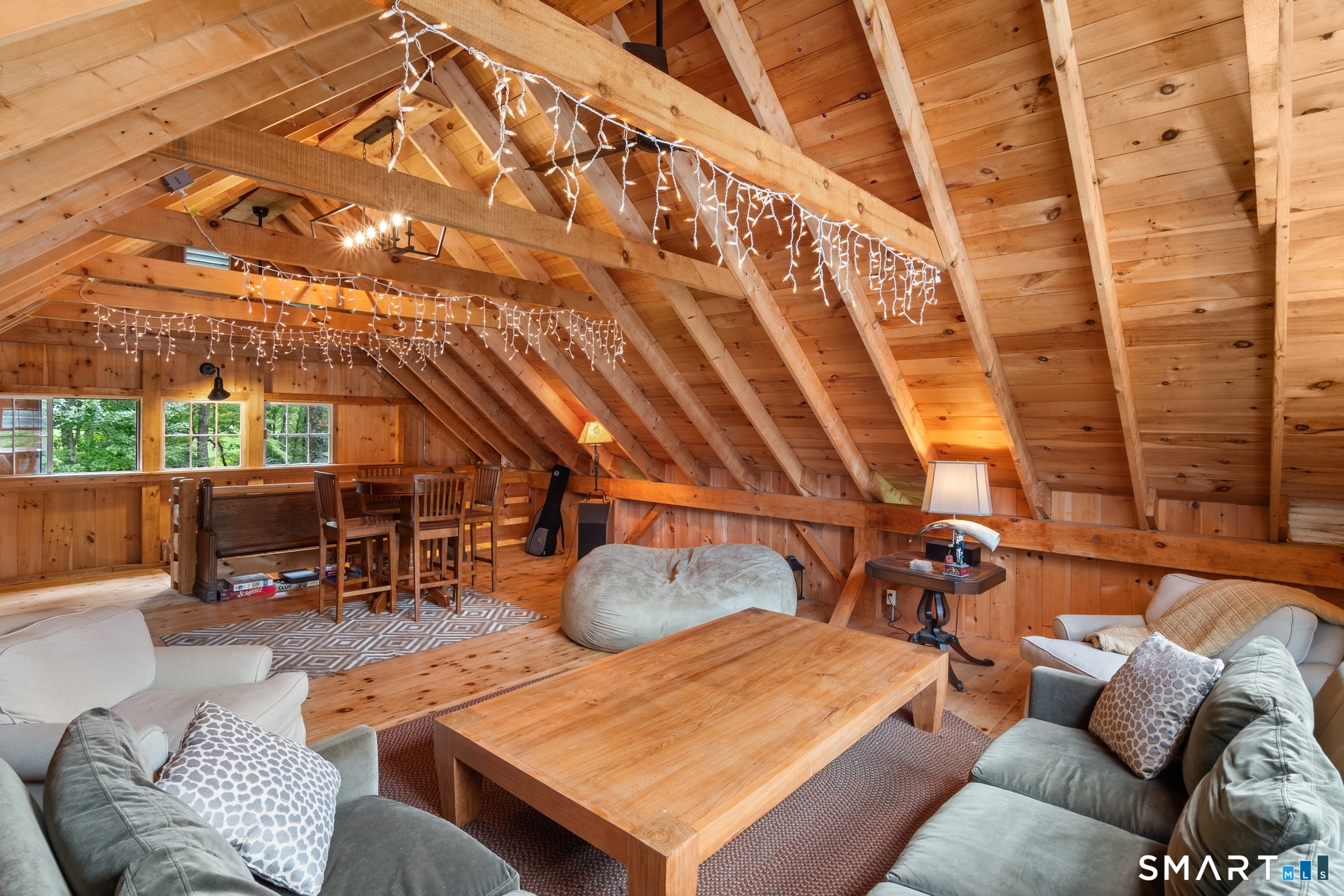 20 Gray Squirrel Drive New Canaan CT 06840