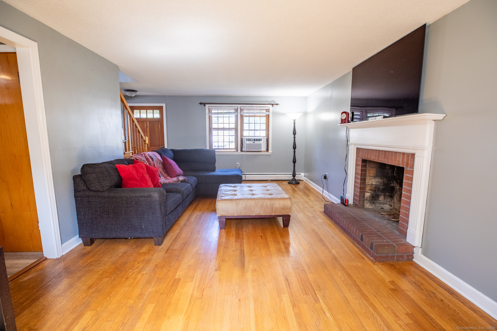 33 Spruce Drive East Hartford CT 06111