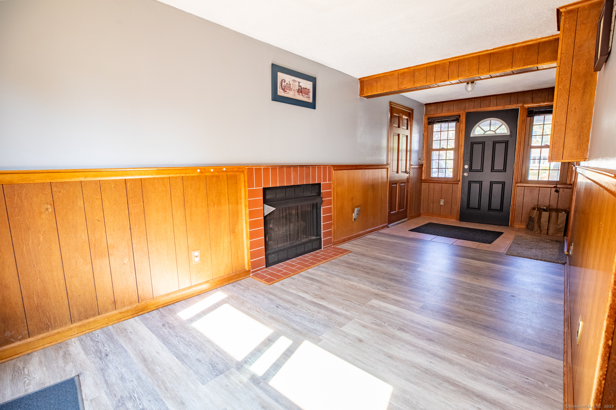 33 Spruce Drive East Hartford CT 06111