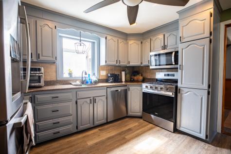 33 Spruce Drive East Hartford CT 06111