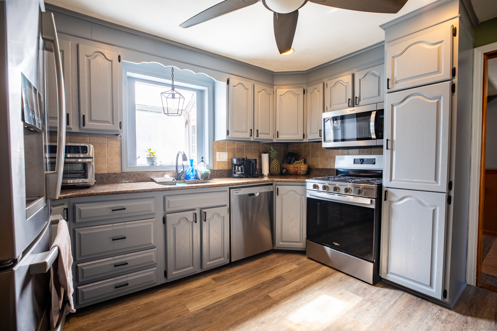 33 Spruce Drive East Hartford CT 06111