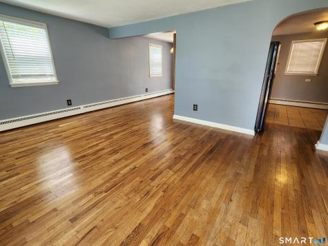 42 Coventry Street Manchester CT 06042