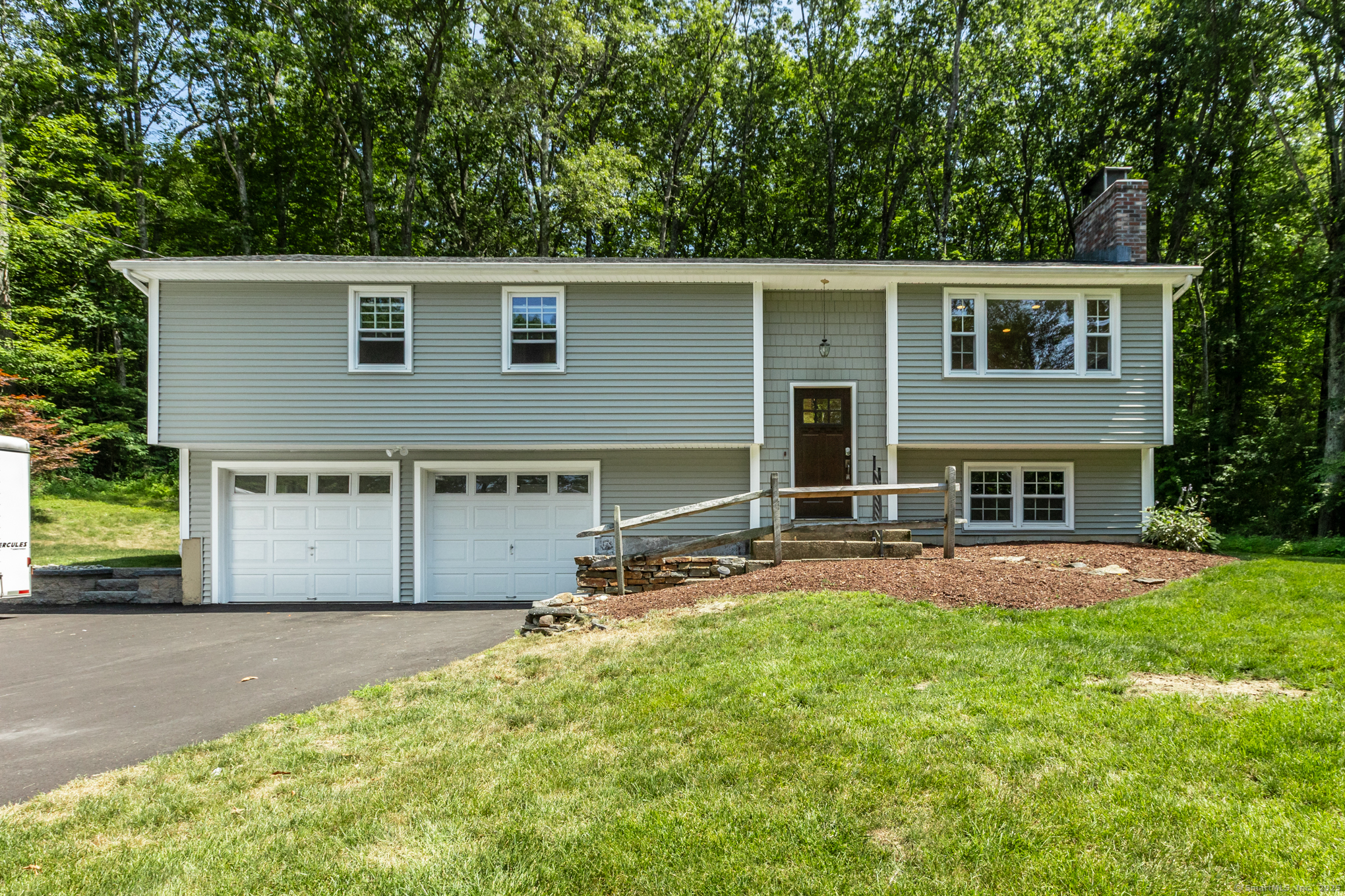 105 Burbank Road Ellington CT 06029