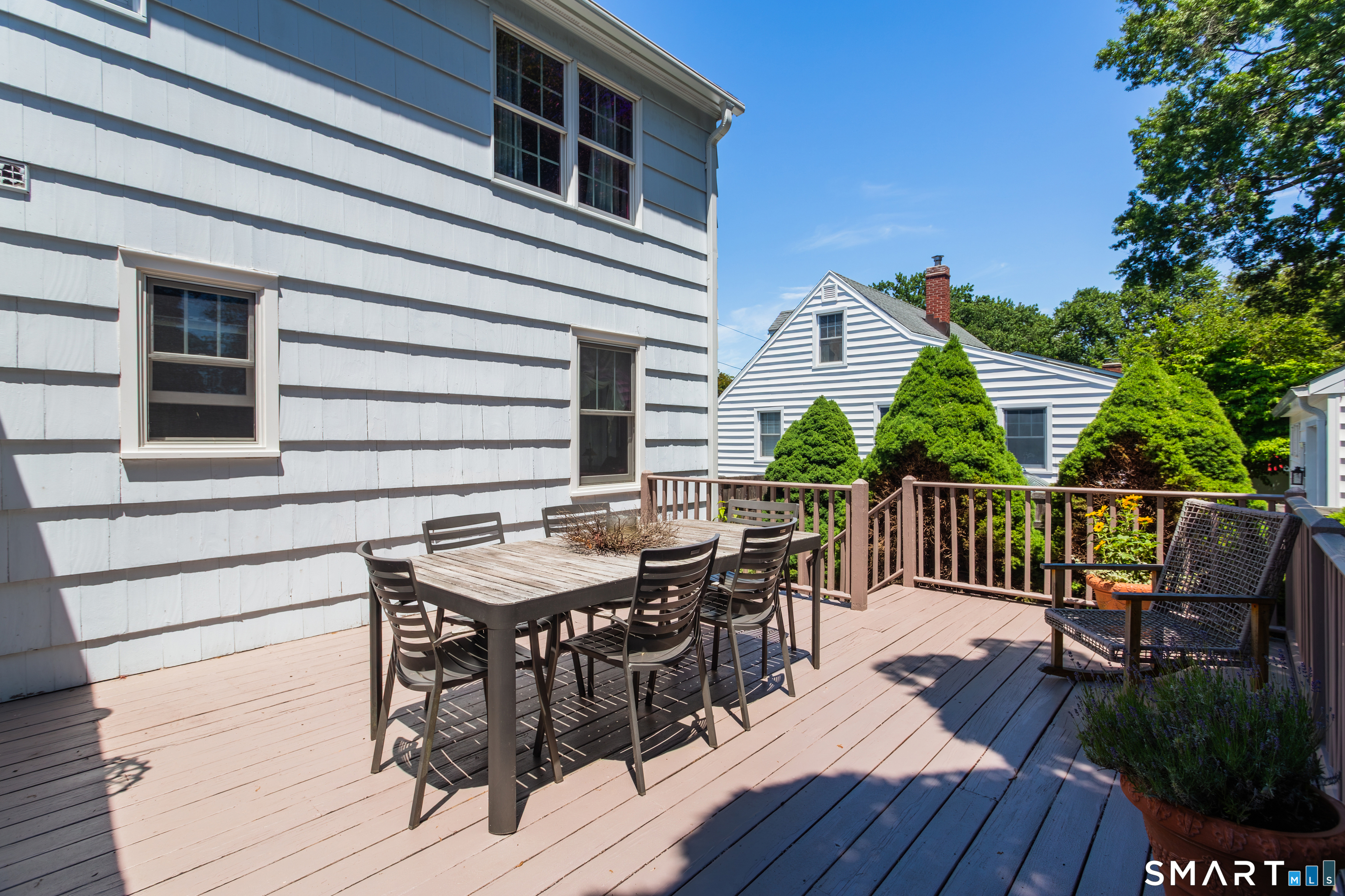 127 Moritz Place Fairfield CT 06824