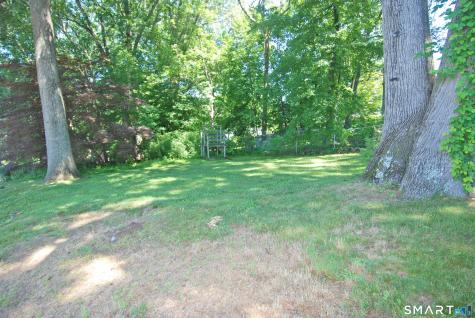 99 Cumpstone Drive Hamden CT 06518