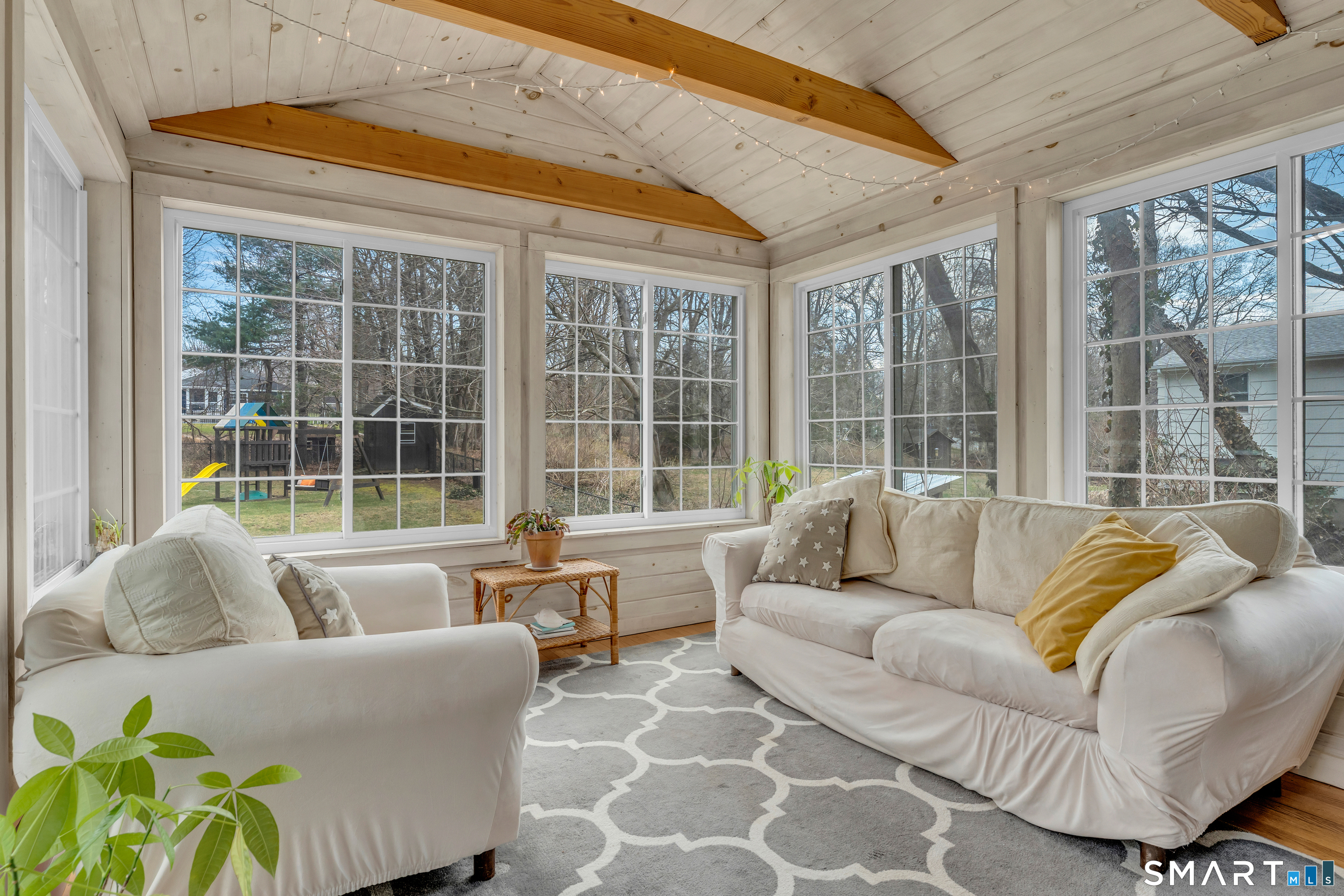 82 Raymond Road Guilford CT 06437