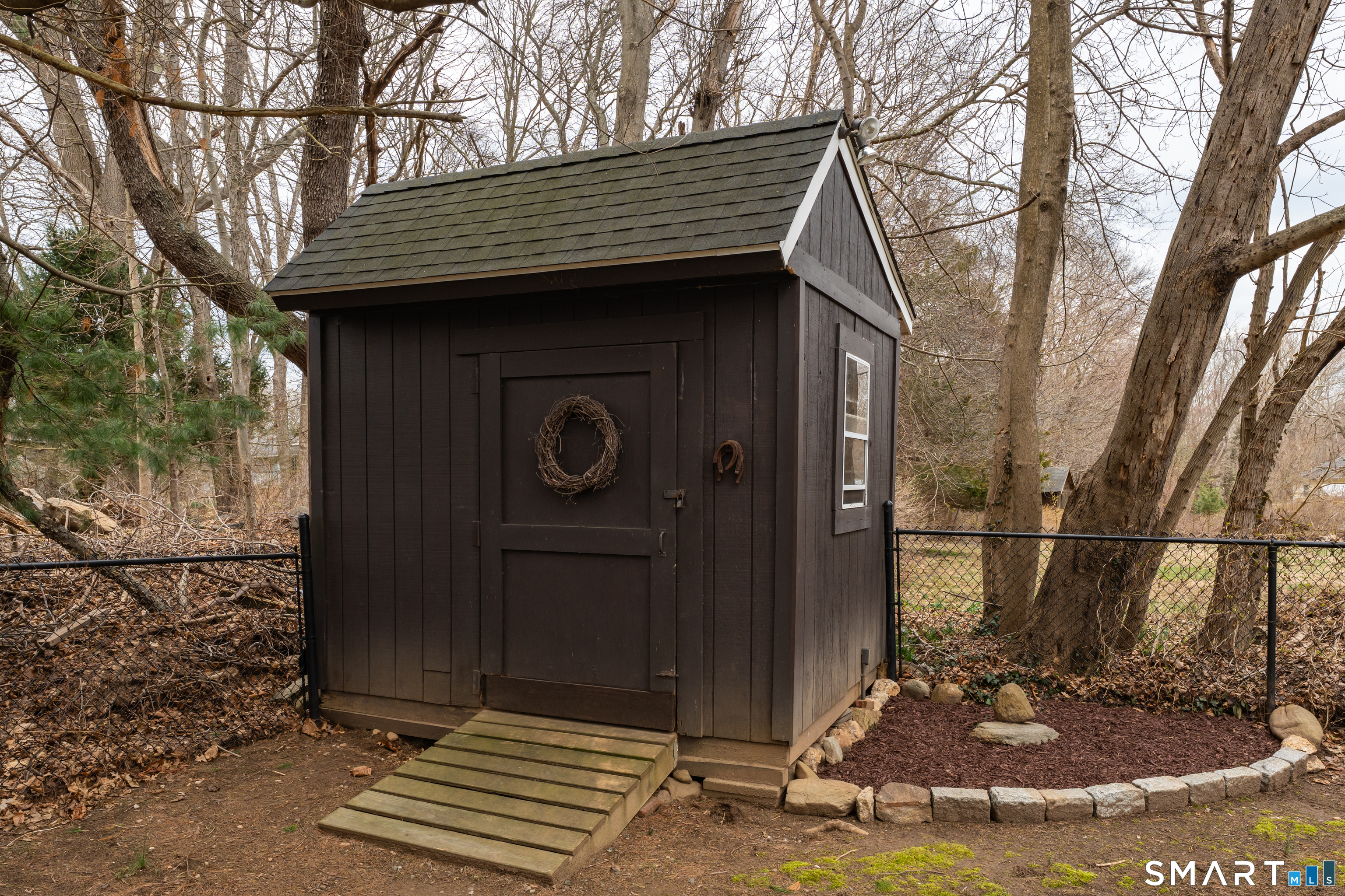 82 Raymond Road Guilford CT 06437